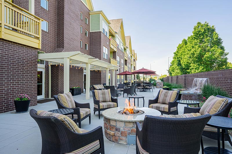 gallery-luau-senior-living-apartments-patio-firepit Open Demonstration Kitchen